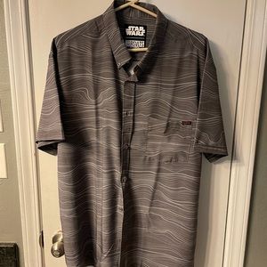 RSVLTS “Mandalorian  beskar  steel” shirt XL.